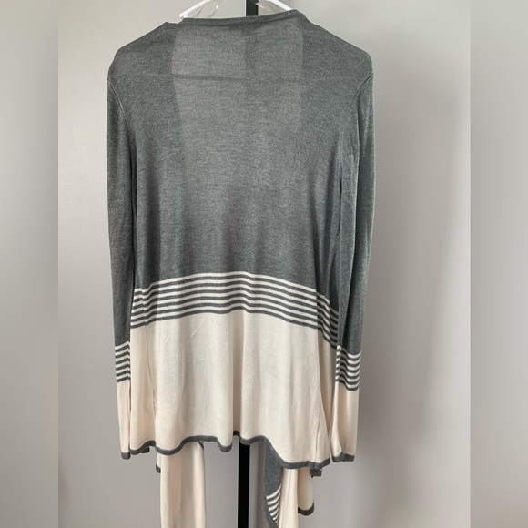 Staccato Waterfall Cardigan - Picture 6 of 16